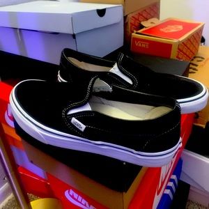 Barely worn like new classic vans.